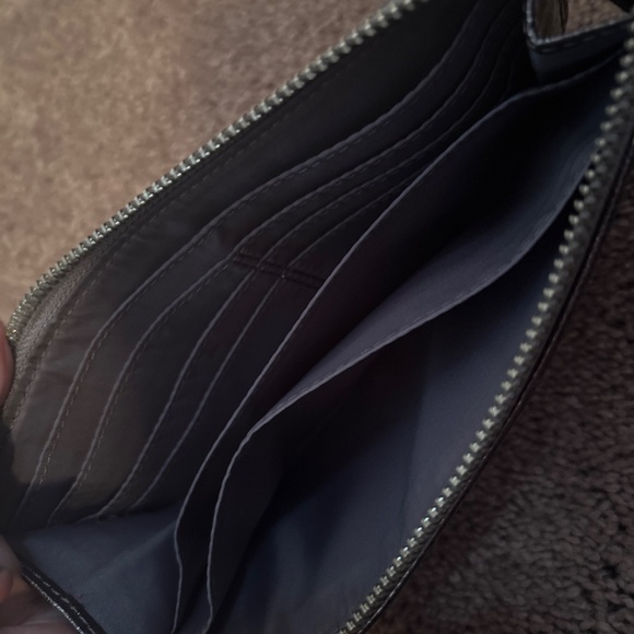 Coach Glitter Wallet - Picture 3 of 6